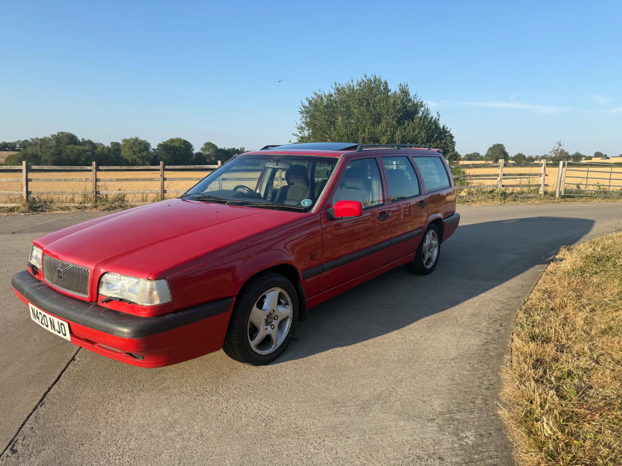 Volvo 850 2.5 20v GLT 5dr — photo 56 of 96